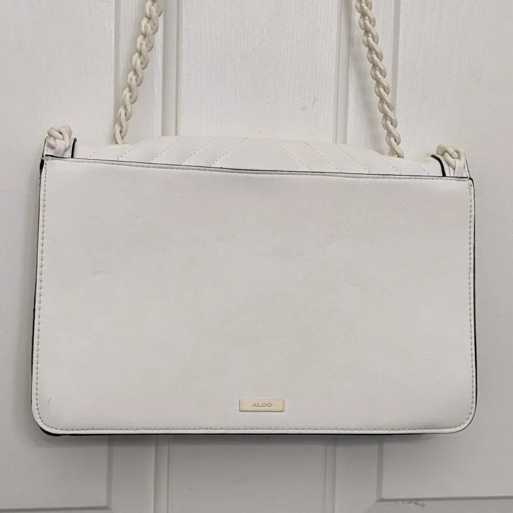 ALDO Greenwald Crossbody Bag Medium White Overflow With Metal Chain - Picture 4 of 16